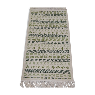 Tapis blanc et vert fait main 79x145cm