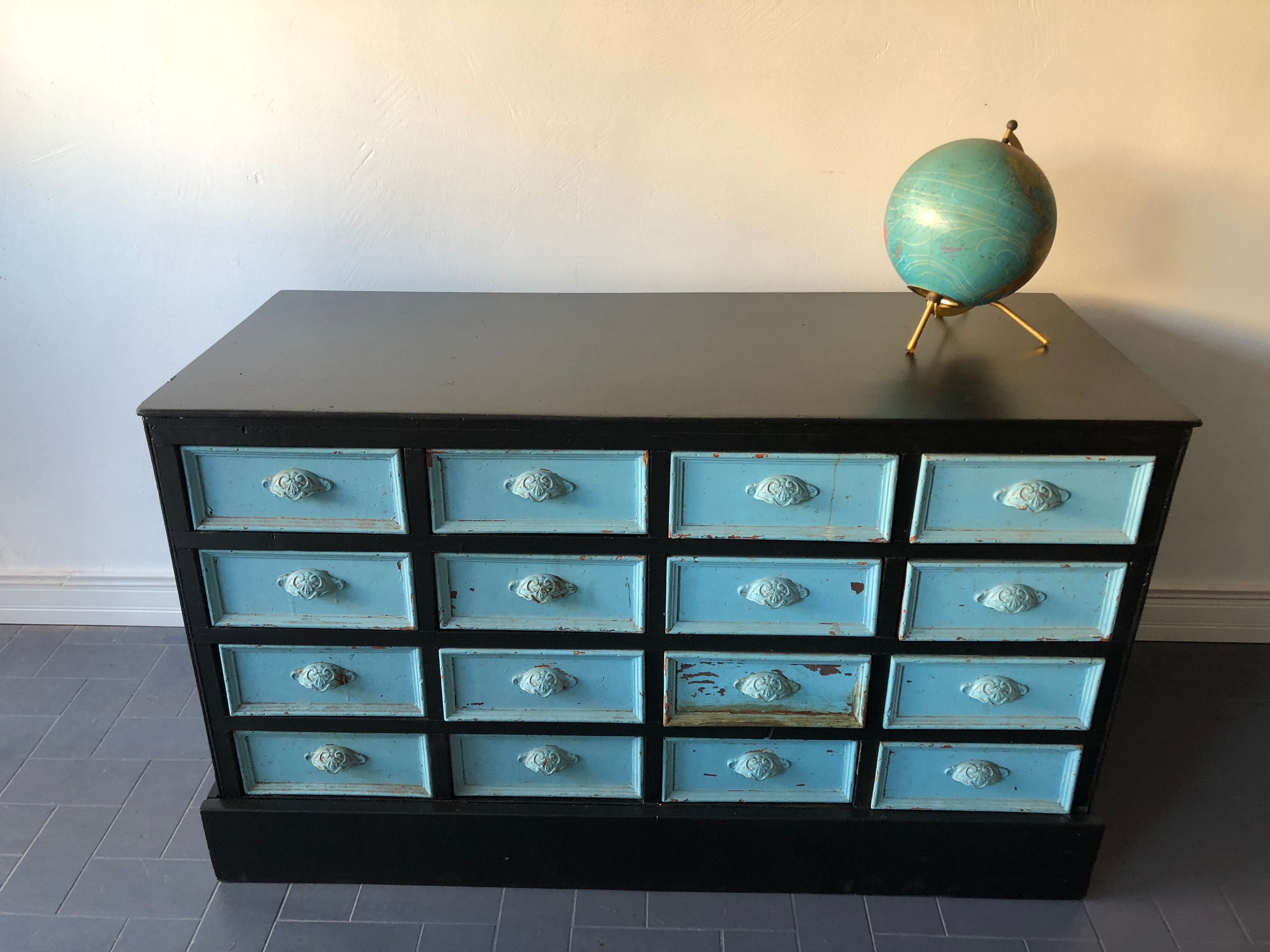 World map globe tripod vintage