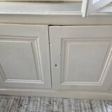 XL display case with white patina