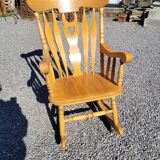 Rocking chair in solid oak