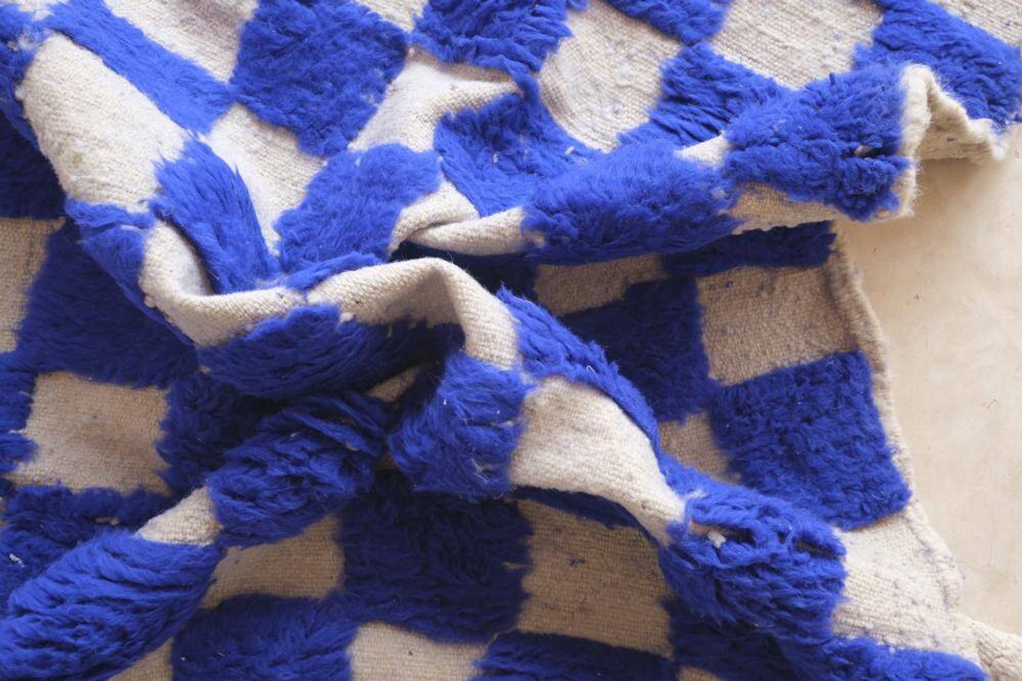 Moroccan blue checkered rug - 289 x 225 cm