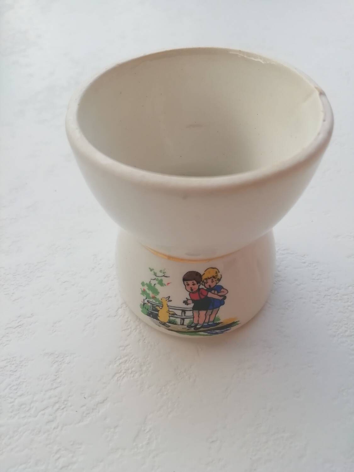 Diabolo egg cup