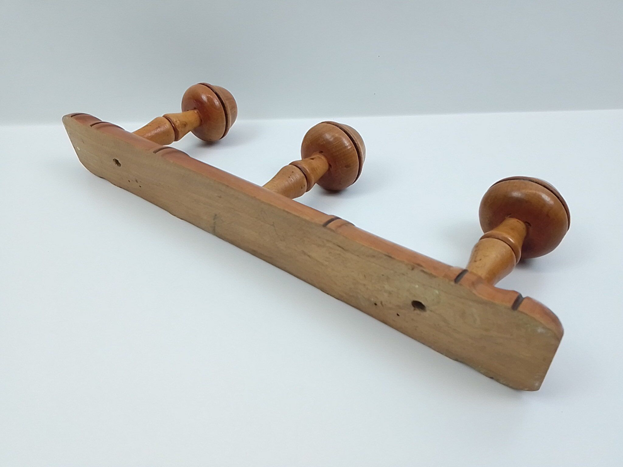 Hook 3 wooden hooks 35 cm