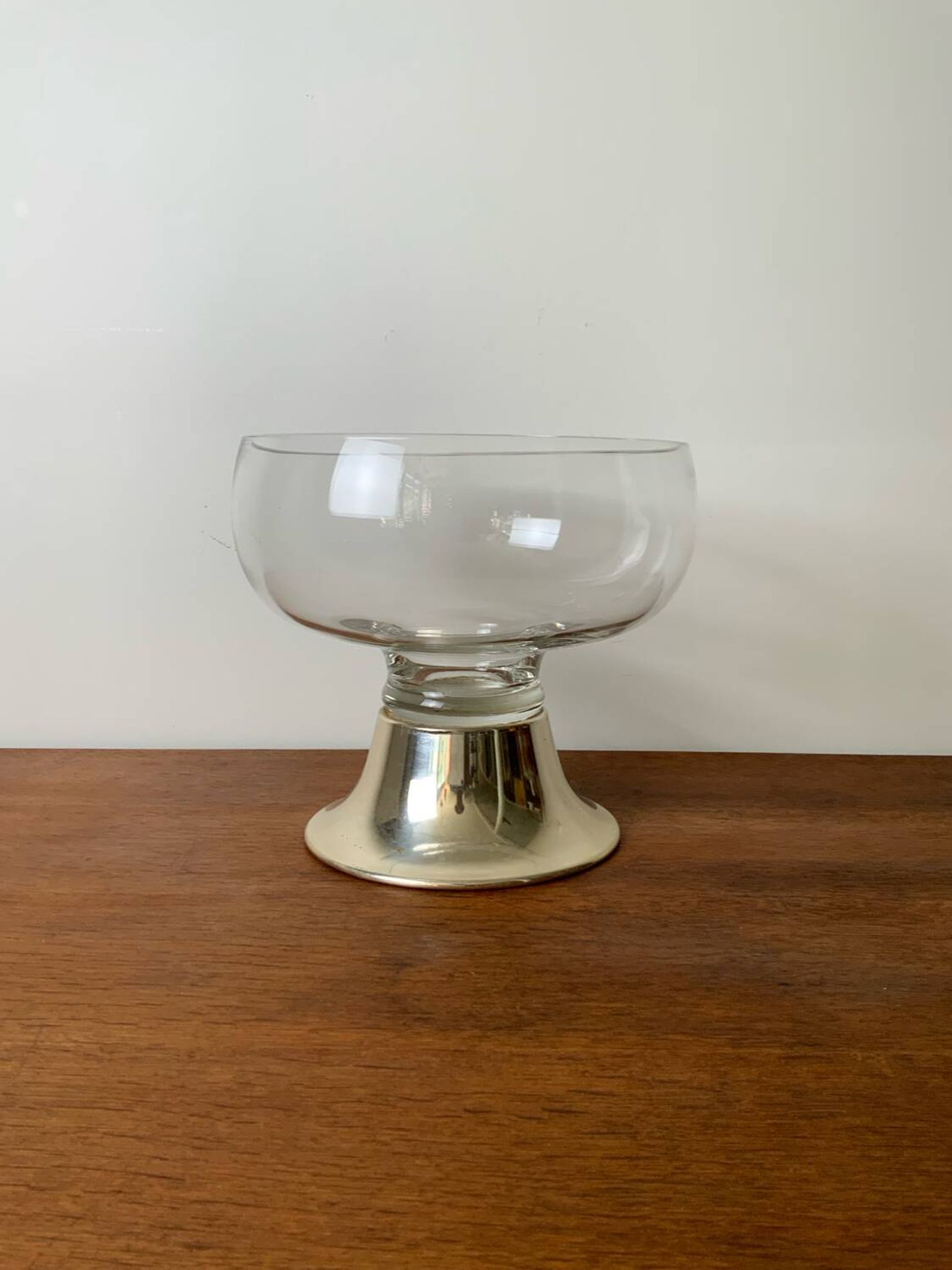 Large bowl or salad bowl
