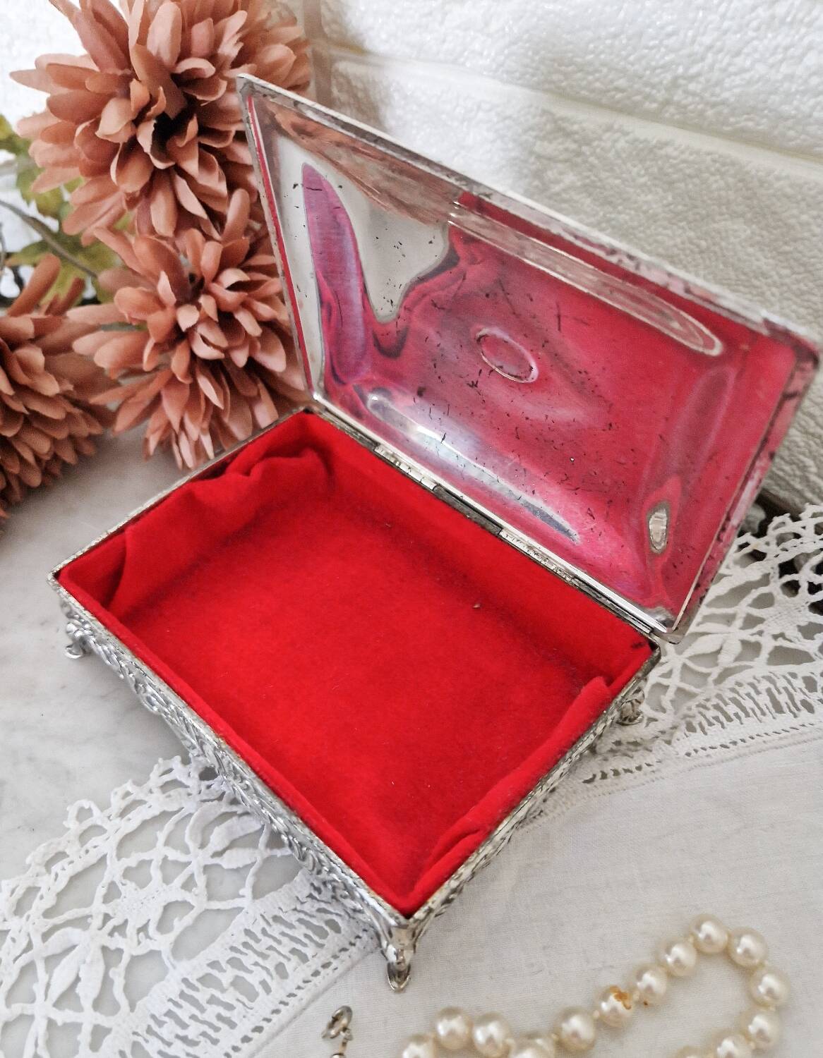 Vintage silver metal jewelry box