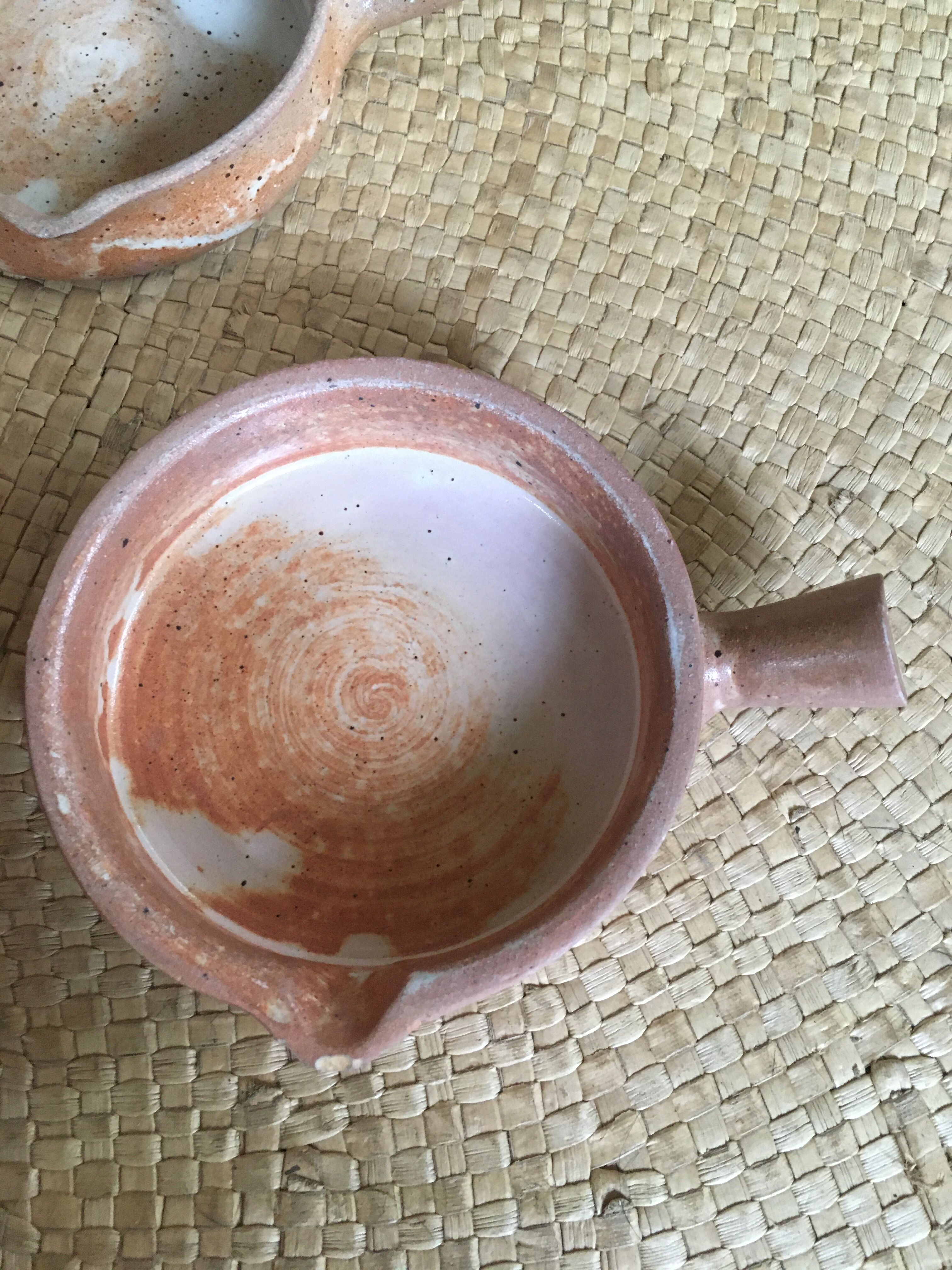 Series of 4 sandstone ramekins