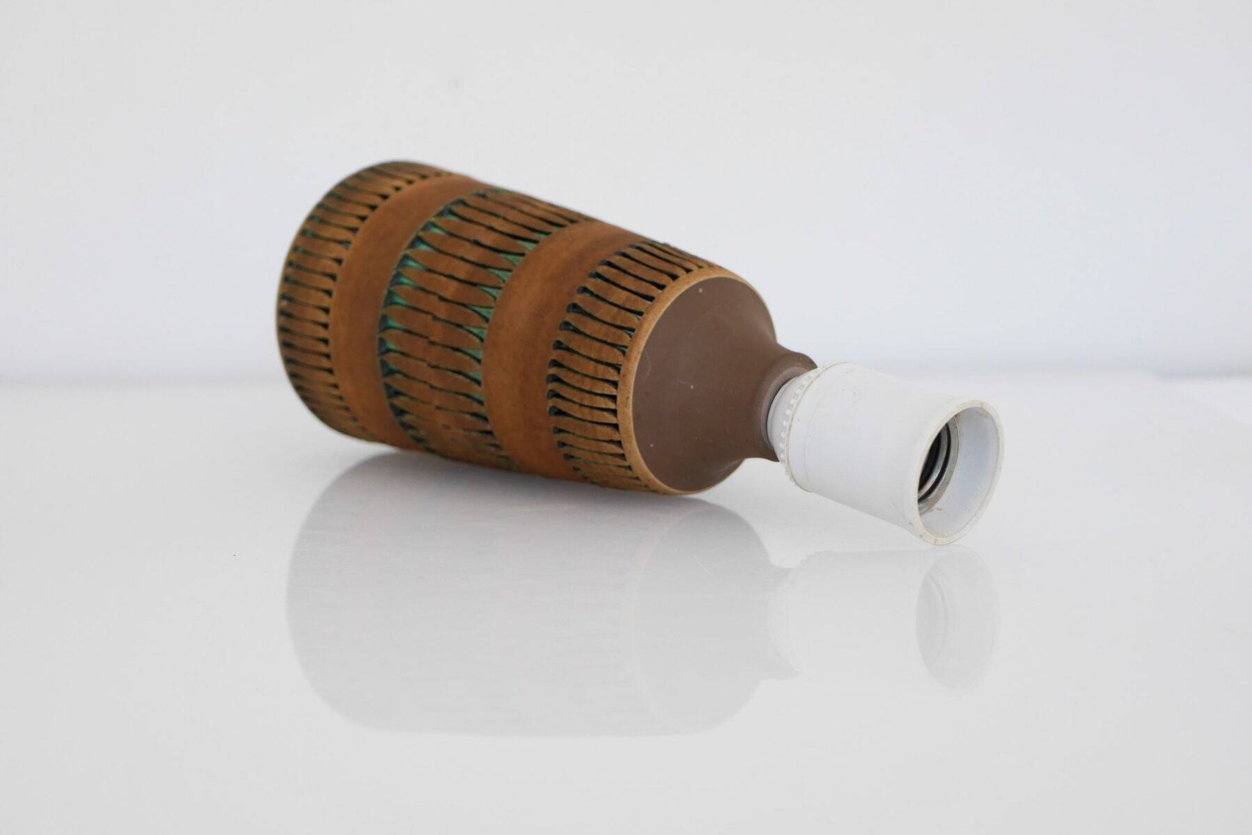 Lampe de table en céramique scandinave moderne du milieu du siècle par Anagrius, années 1970.