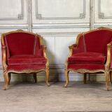 Pair of shepherdesses in carved wood Louis XV style