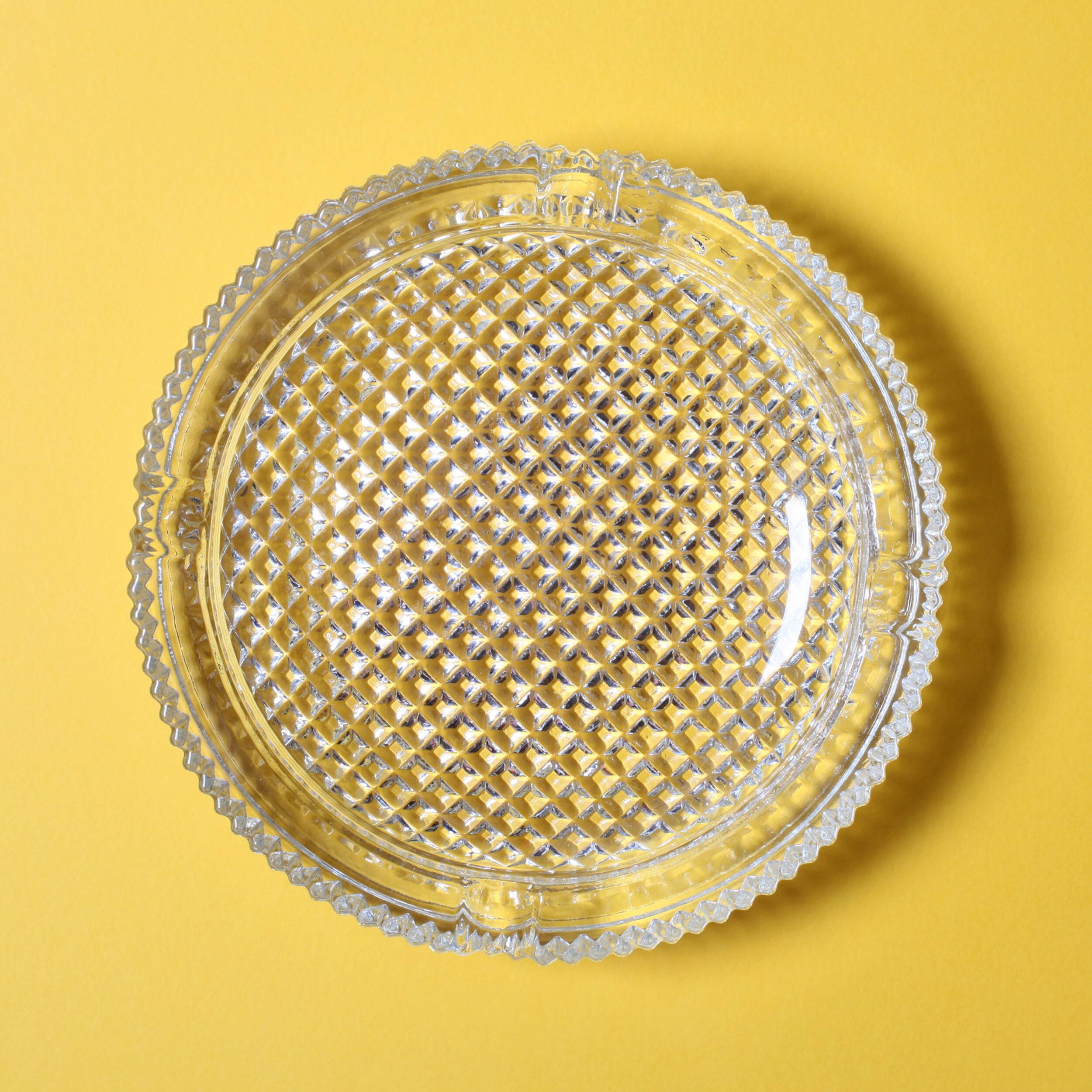 Crystal Glass Ashtray, Mid-Century Round Ashtray / Italy / 1960s