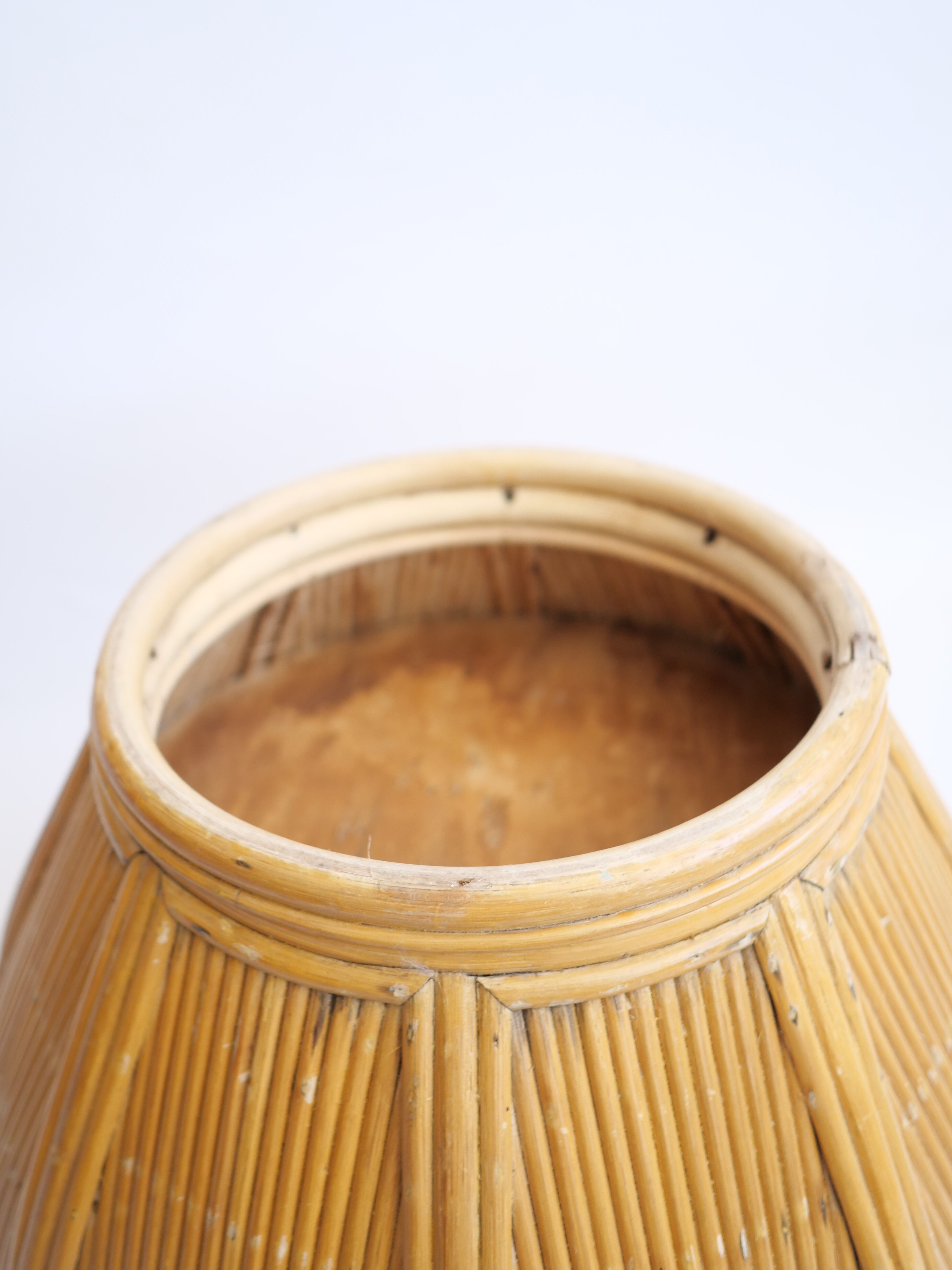 Bamboo art deco pot cover