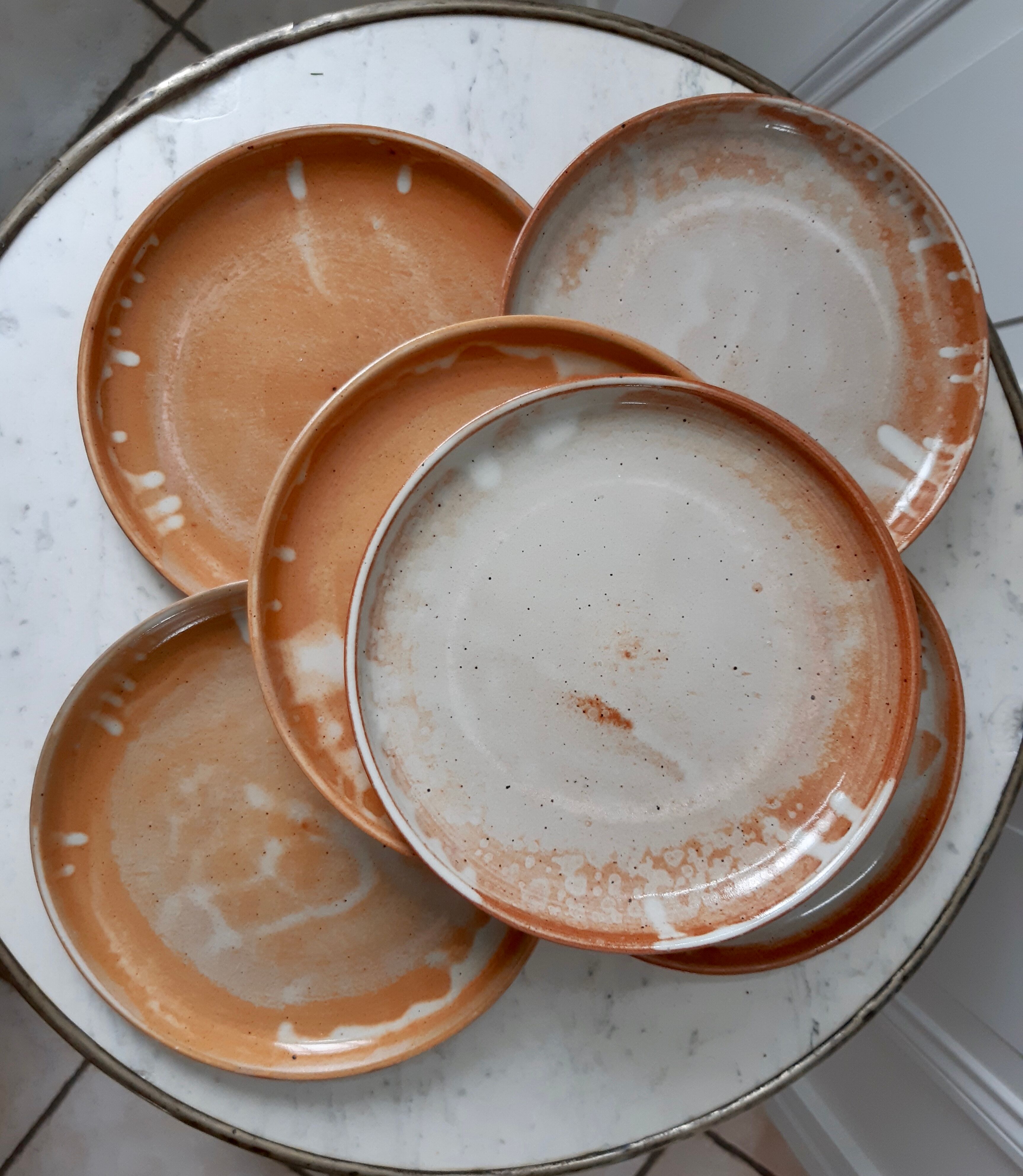 Lot of 6/12 flat plates in vintage sandstone
