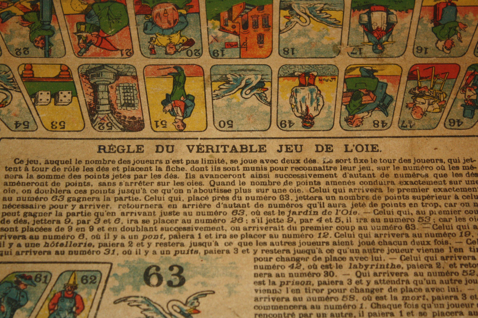 Ancient game of goose and ladies "La Grange"