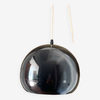 Metal ball pendant light