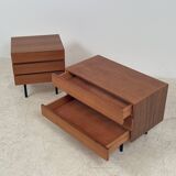 Pair of teak chests of drawers from the 1950s.