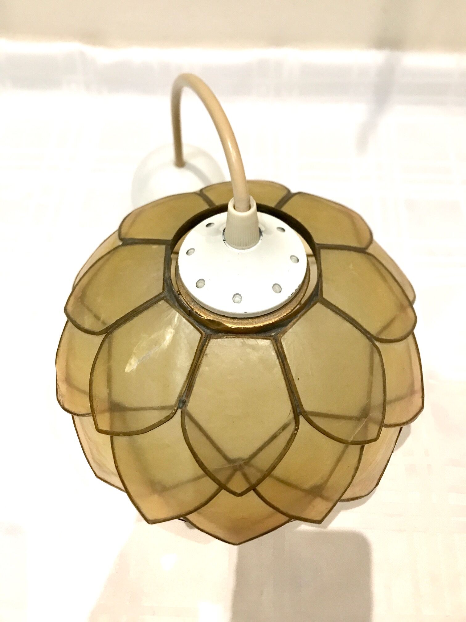 Suspension flower lotus mother-of-pearl