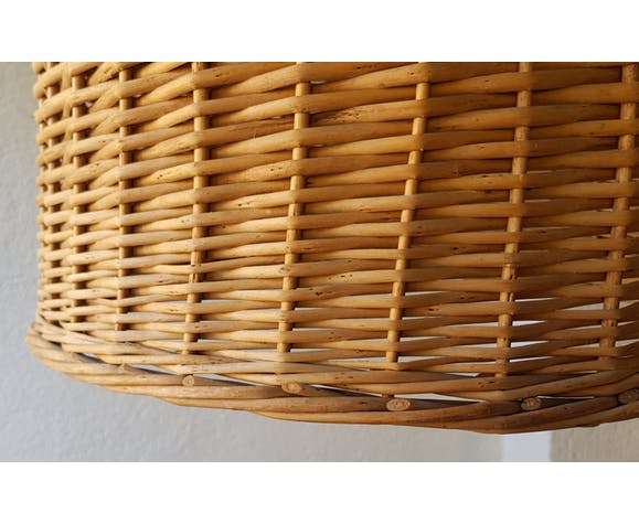 Rattan hanging