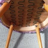 Chaise moumoute lilas années 50