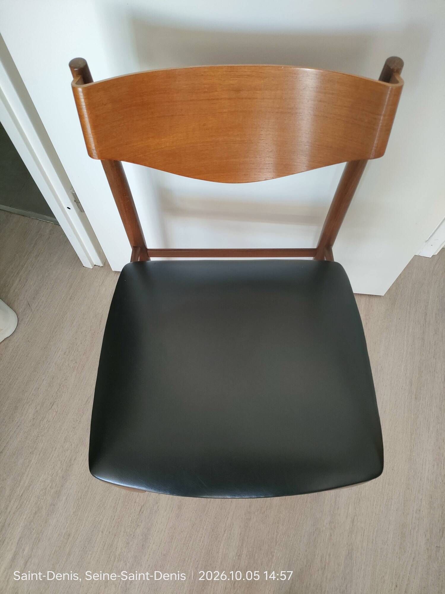 6 teak chairs, 1960s Scandinavian style, signed