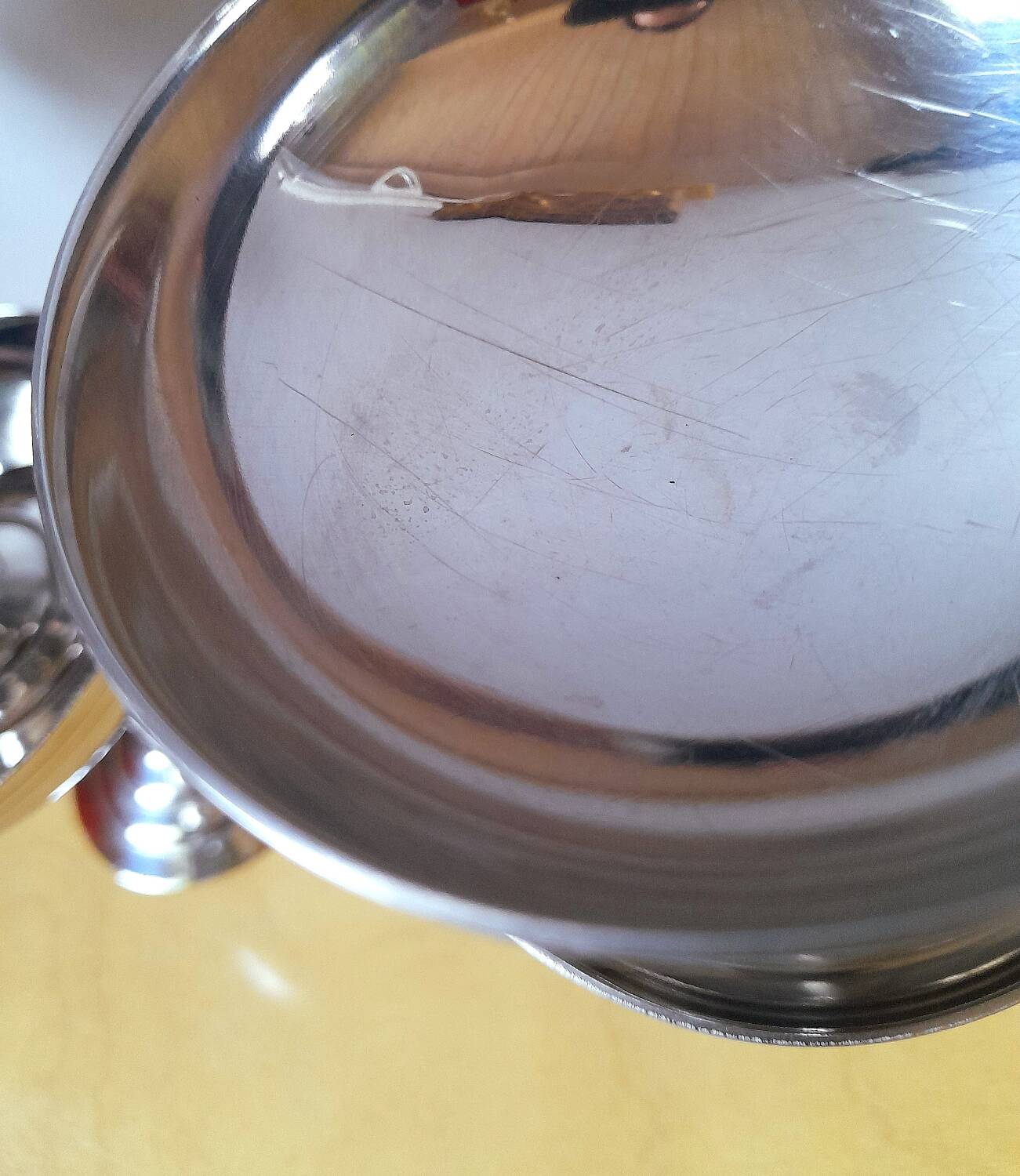 L'étang Remy stainless steel ice cream/dessert cups.