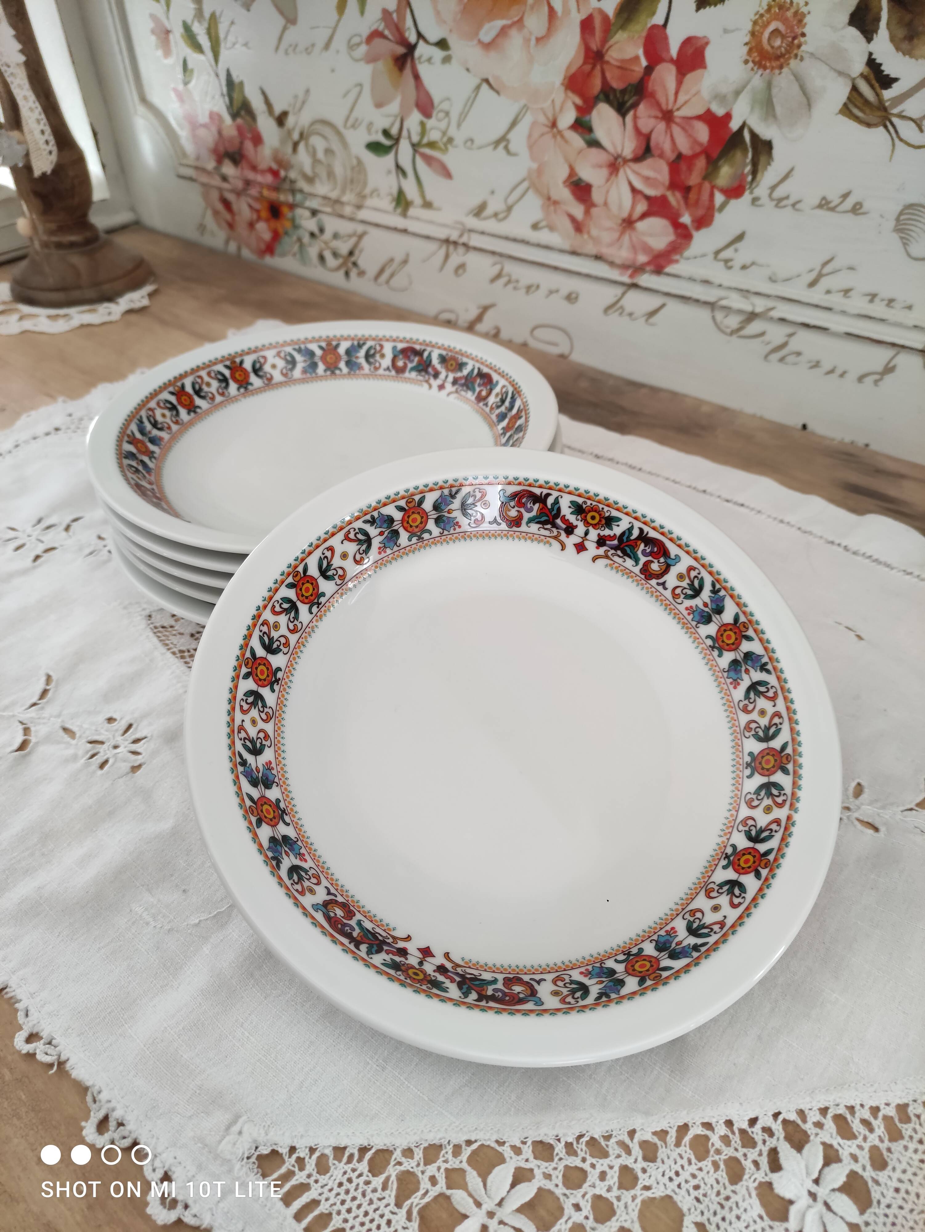 Set of 6 hollow plates in porcelain Bavaria white floral frieze 70s