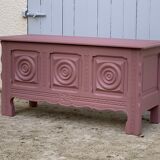 Old pink chest bench 1950