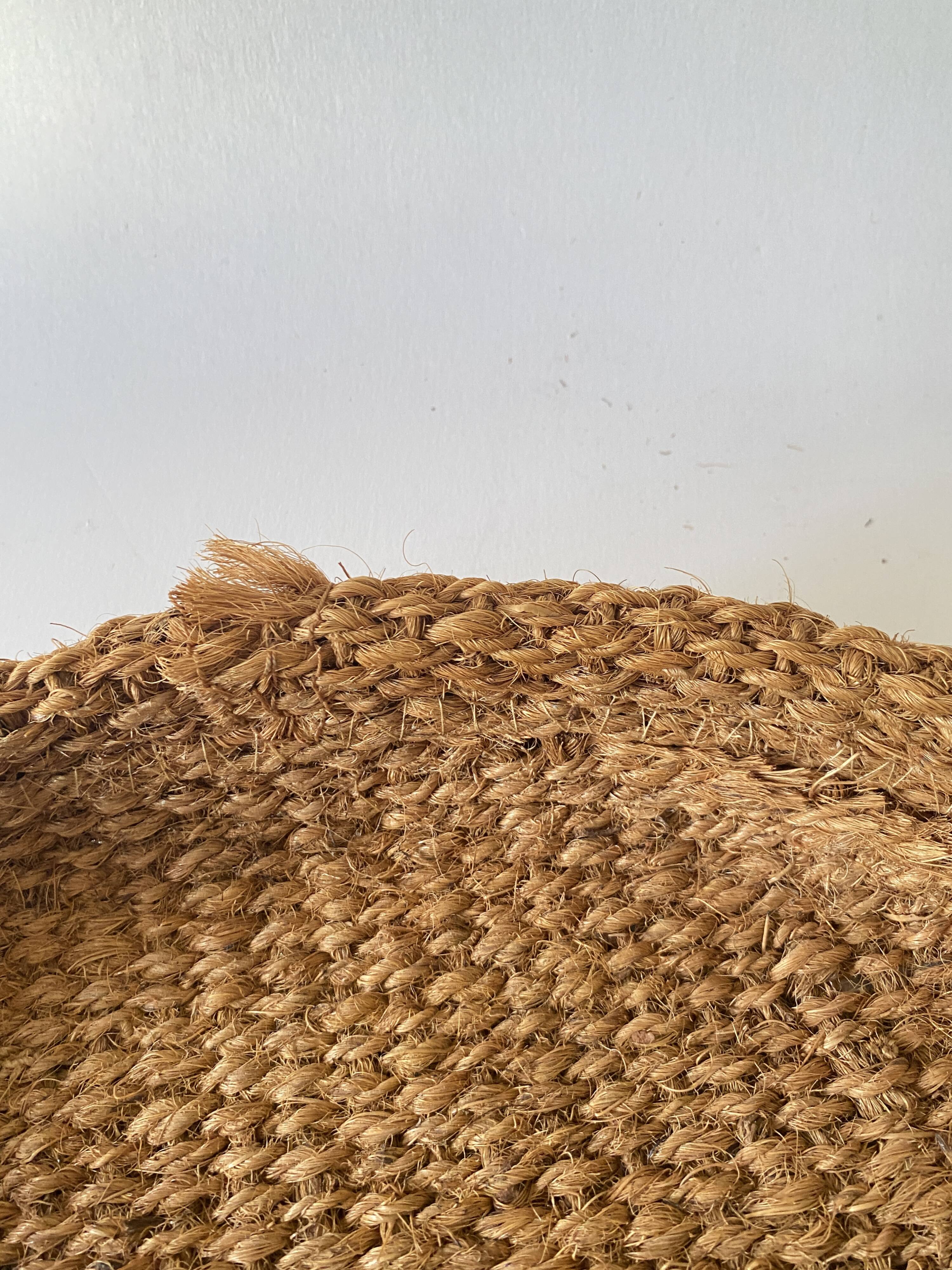 Panier en fibre végétale, tissage provençal