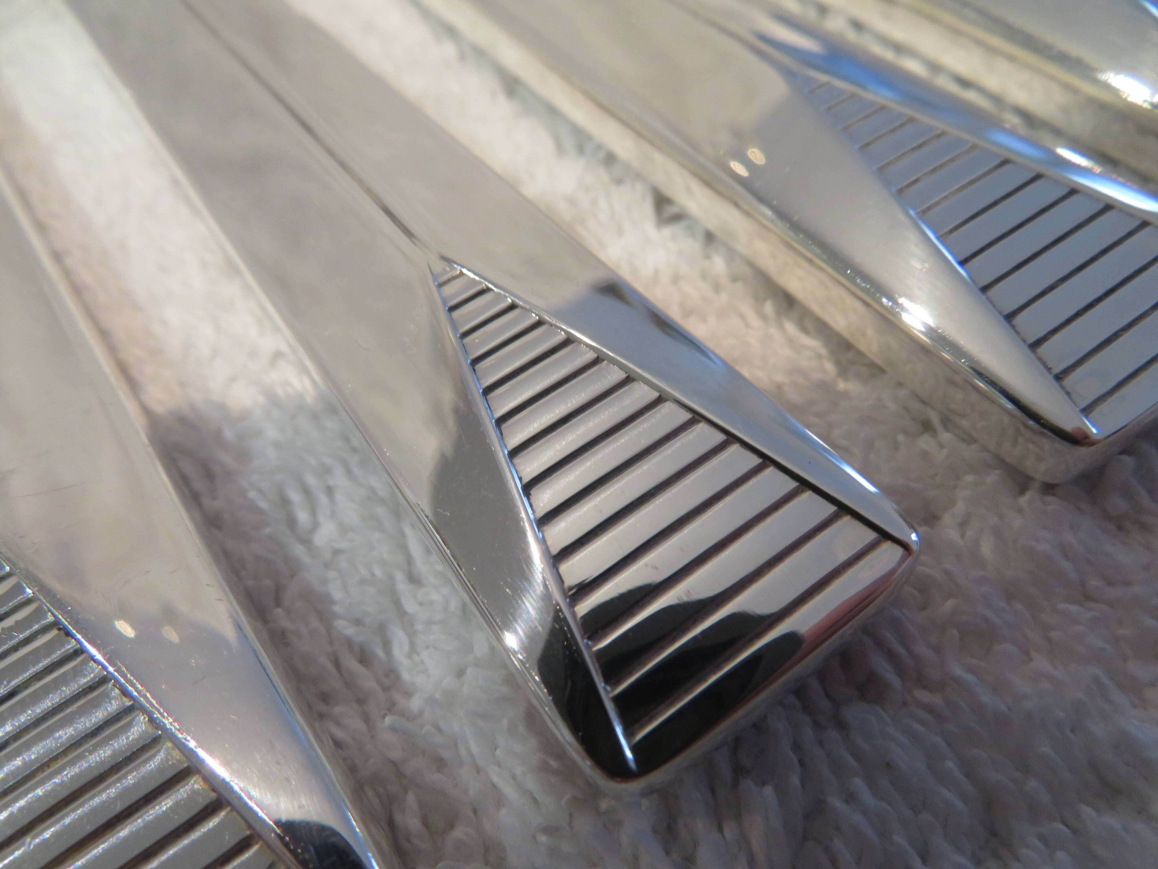 12 silver plated table knives, Christofle Atlantide model