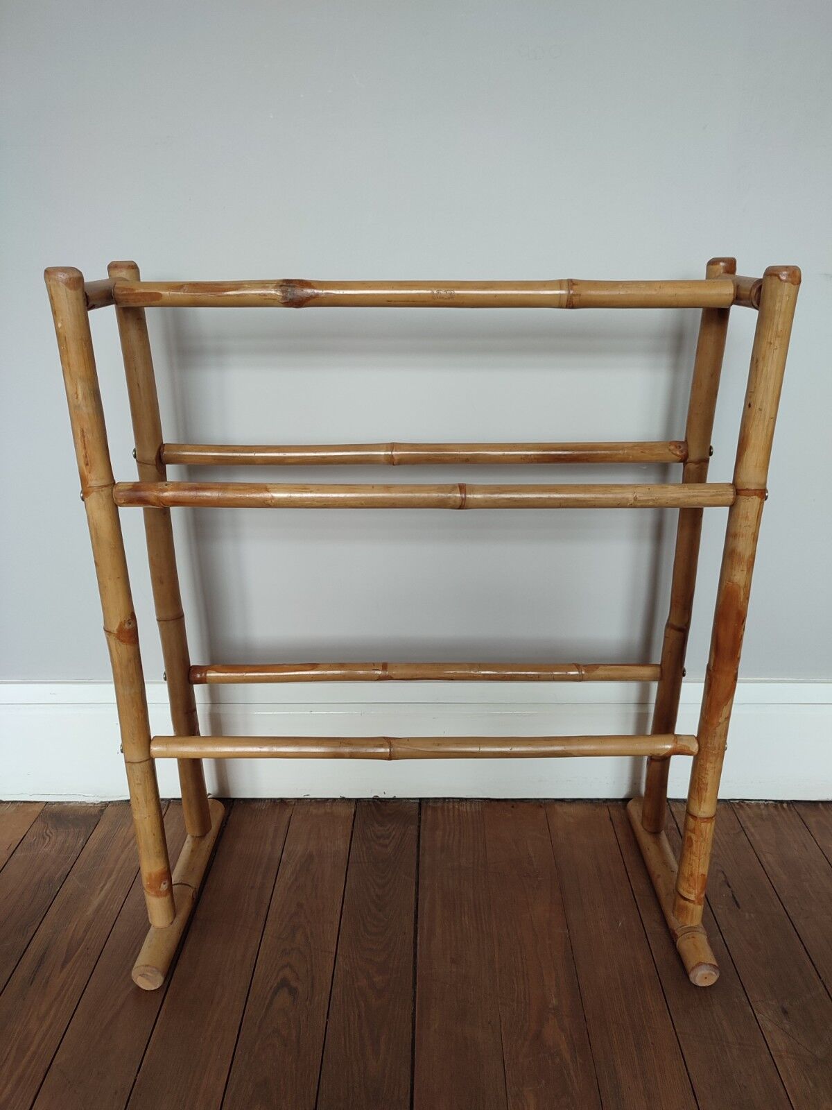 Bamboo towel rack