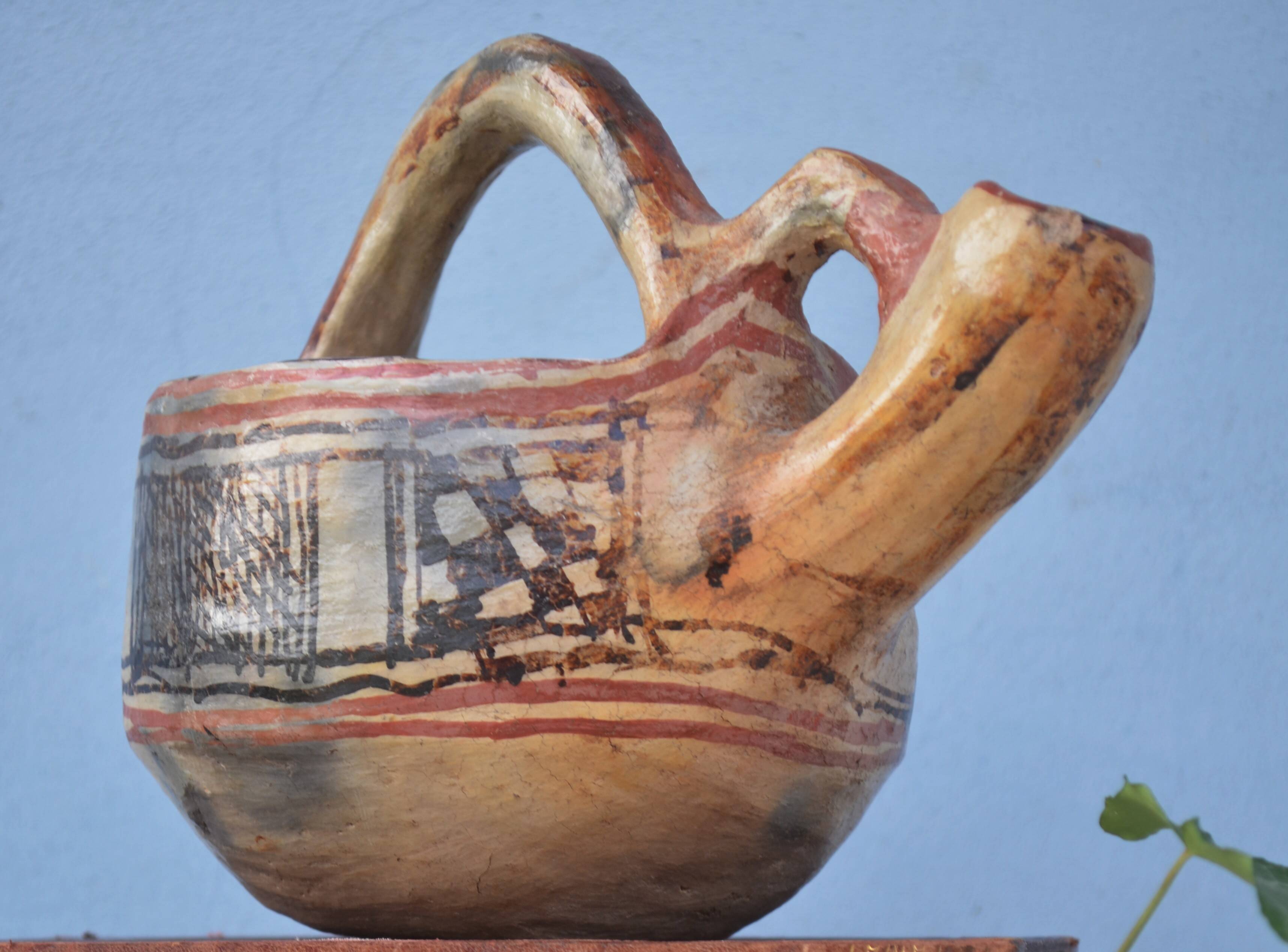 Old african culture berbere - Kabyle Clay Pottery Vessel early XX century