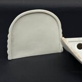 Saxony, pair of porcelain wall consoles, Art Deco period