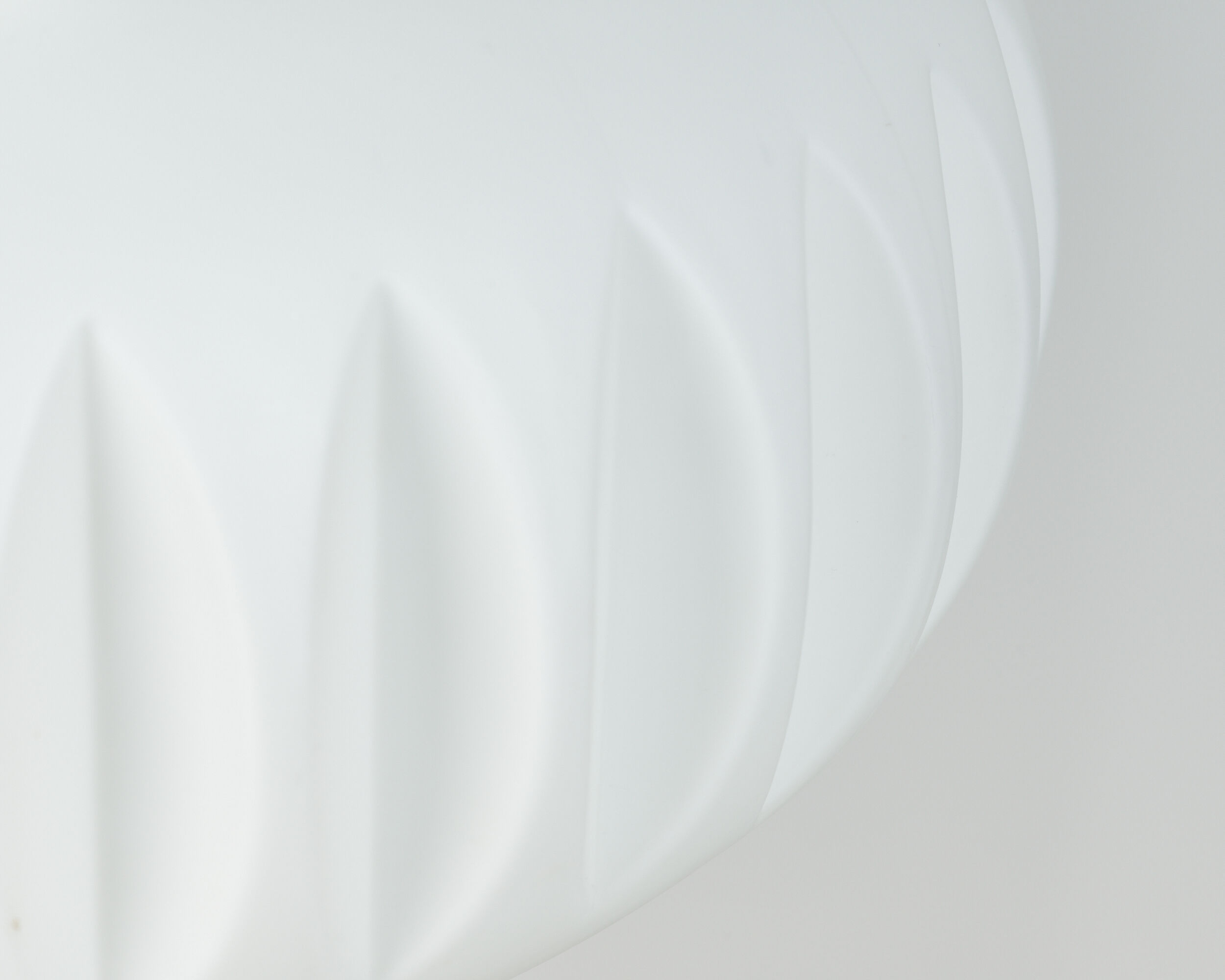Suspension en verre opaline par Napako années 60