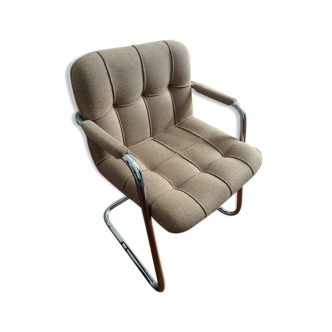 Airborne model Storm armchair