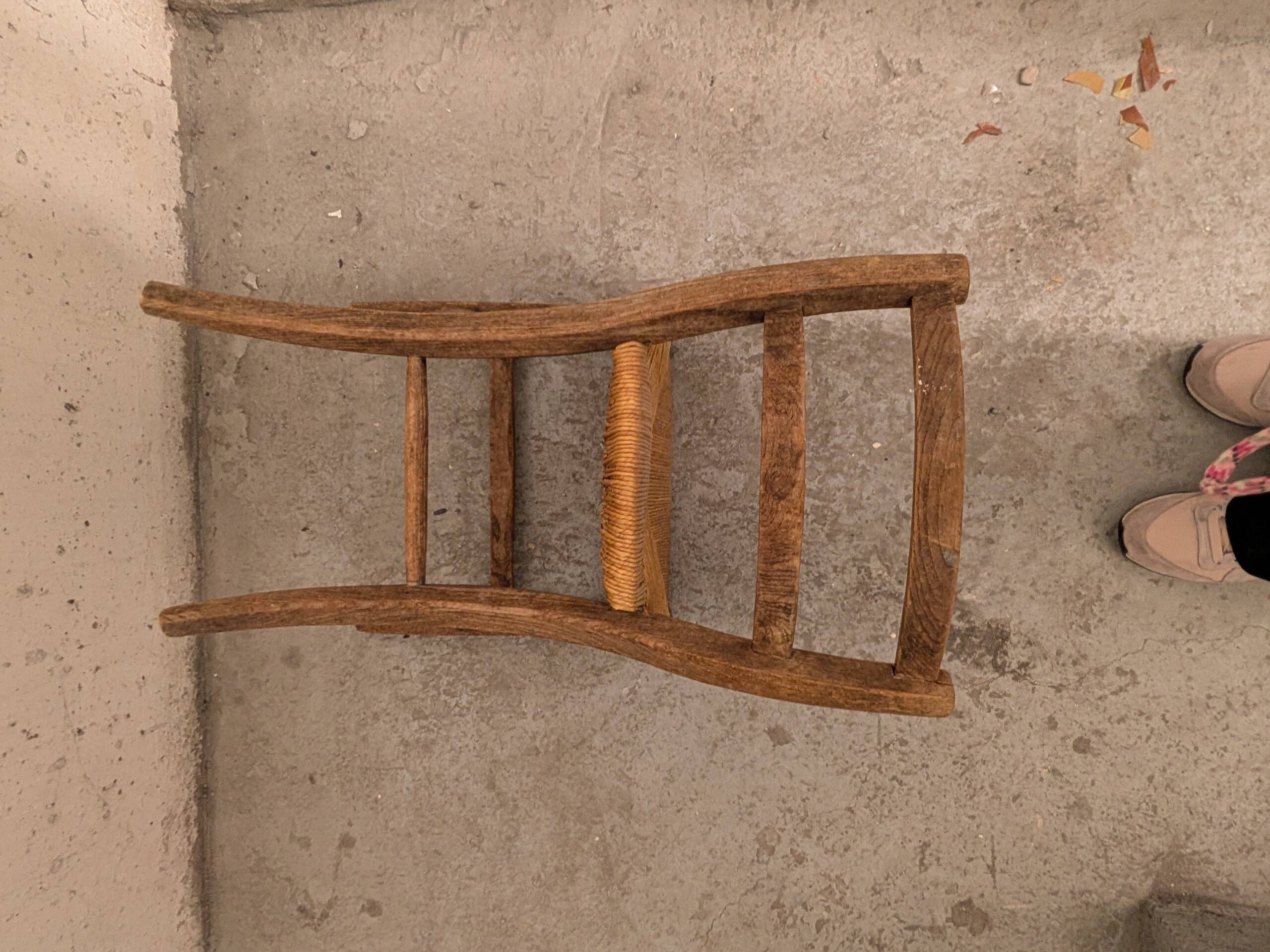 Petite chaise ancienne vintage