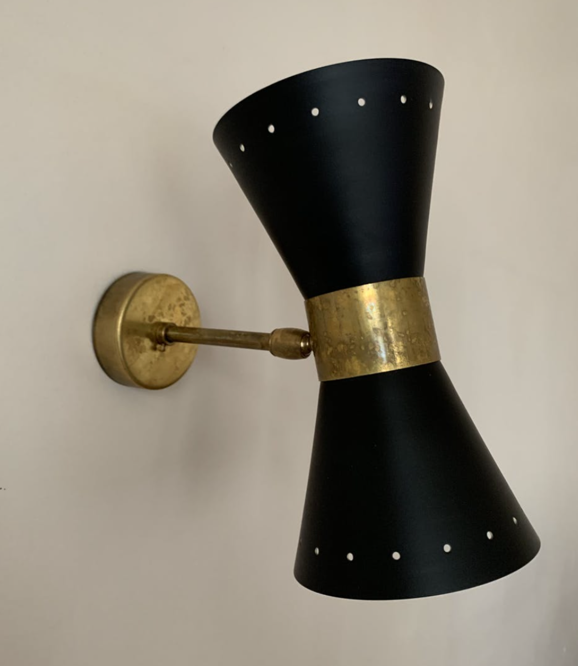 Pair of black Italian diabolo appliques