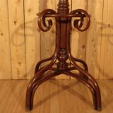 Parrot coat rack n°2 by Fischel no Thonet