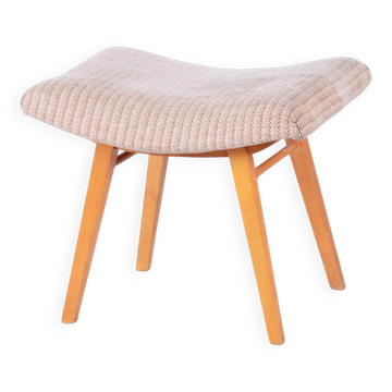 Tabouret du milieu du siècle en tapisserie et hêtre, Slovaquie, années 1960.