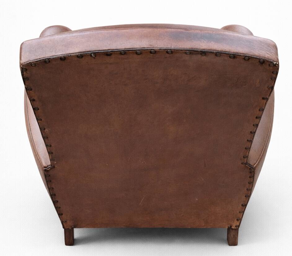 Pair of leather club armchairs – Mid-20th century
