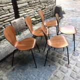 5 Arne Jacobsen chairs