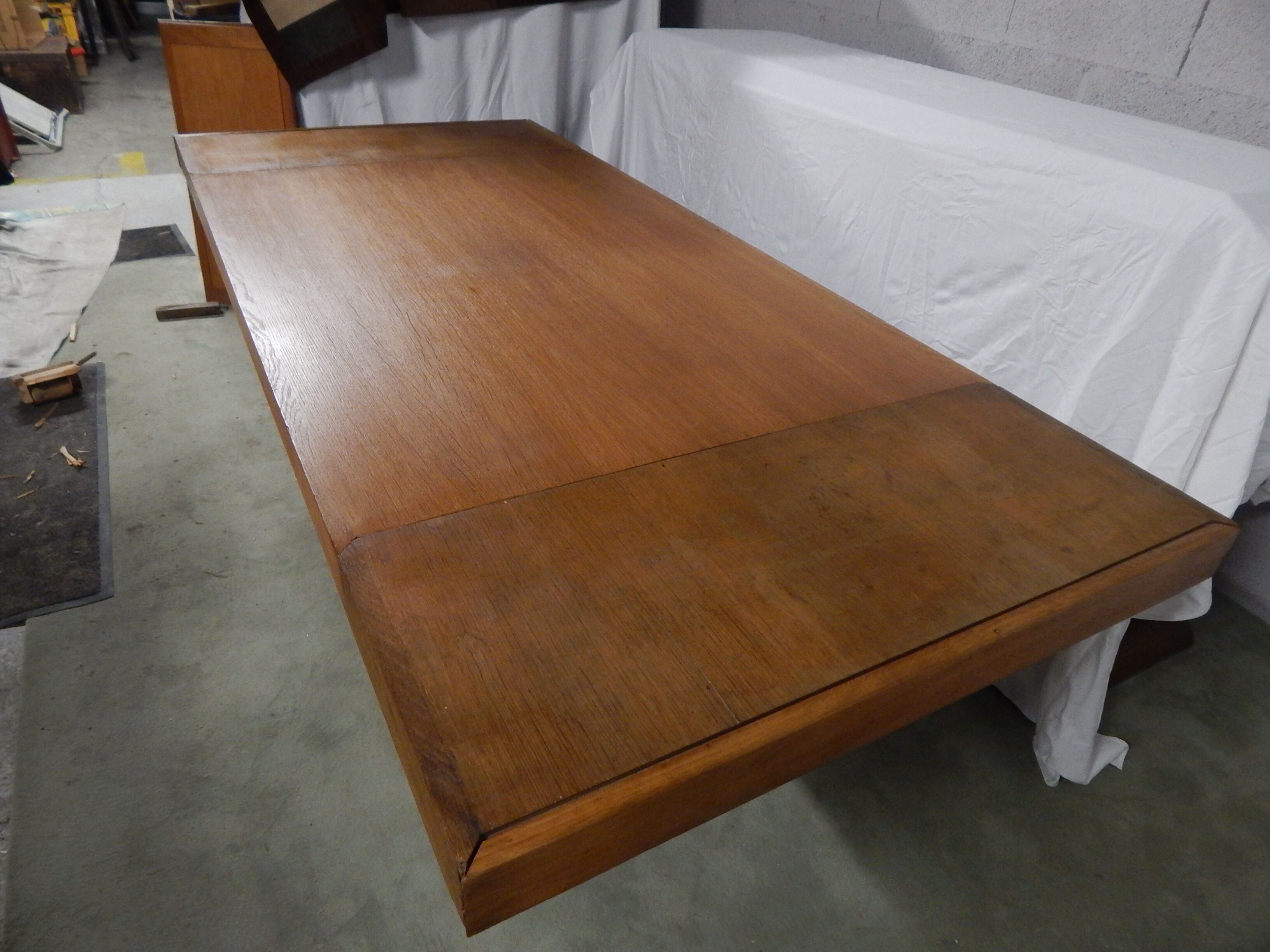 Art deco dining table