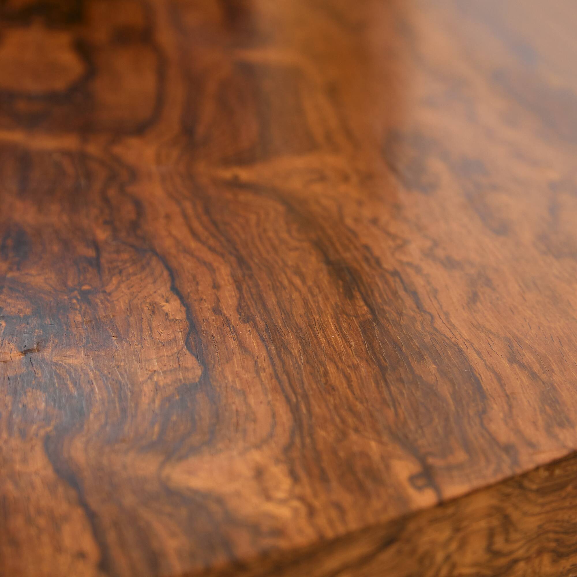 MK11142 Rosewood coffee table