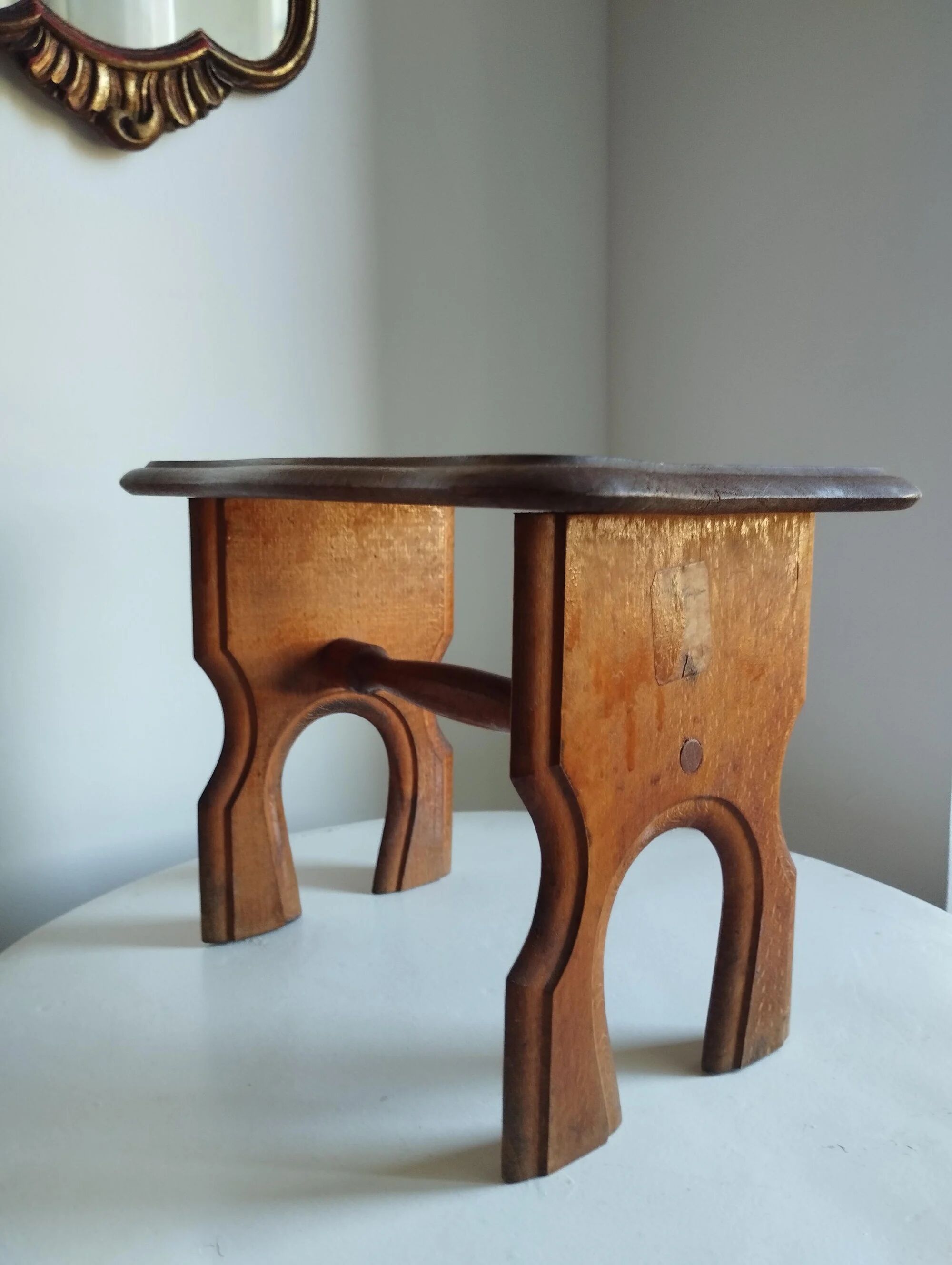 Old wooden stool / step stool Le Printemps