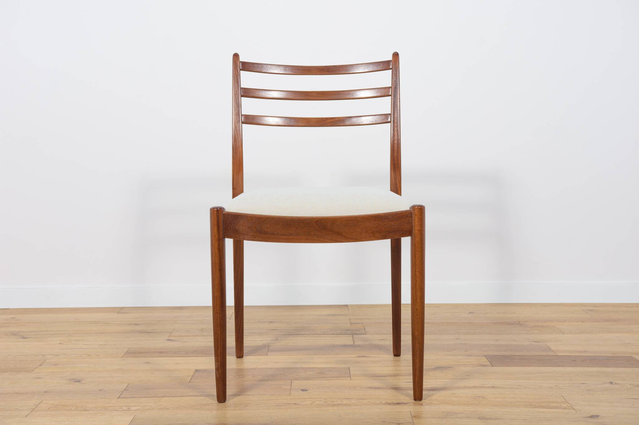 Mid-century modern teak dining chairs by Victor Wilkins for G-Plan, 1960s,