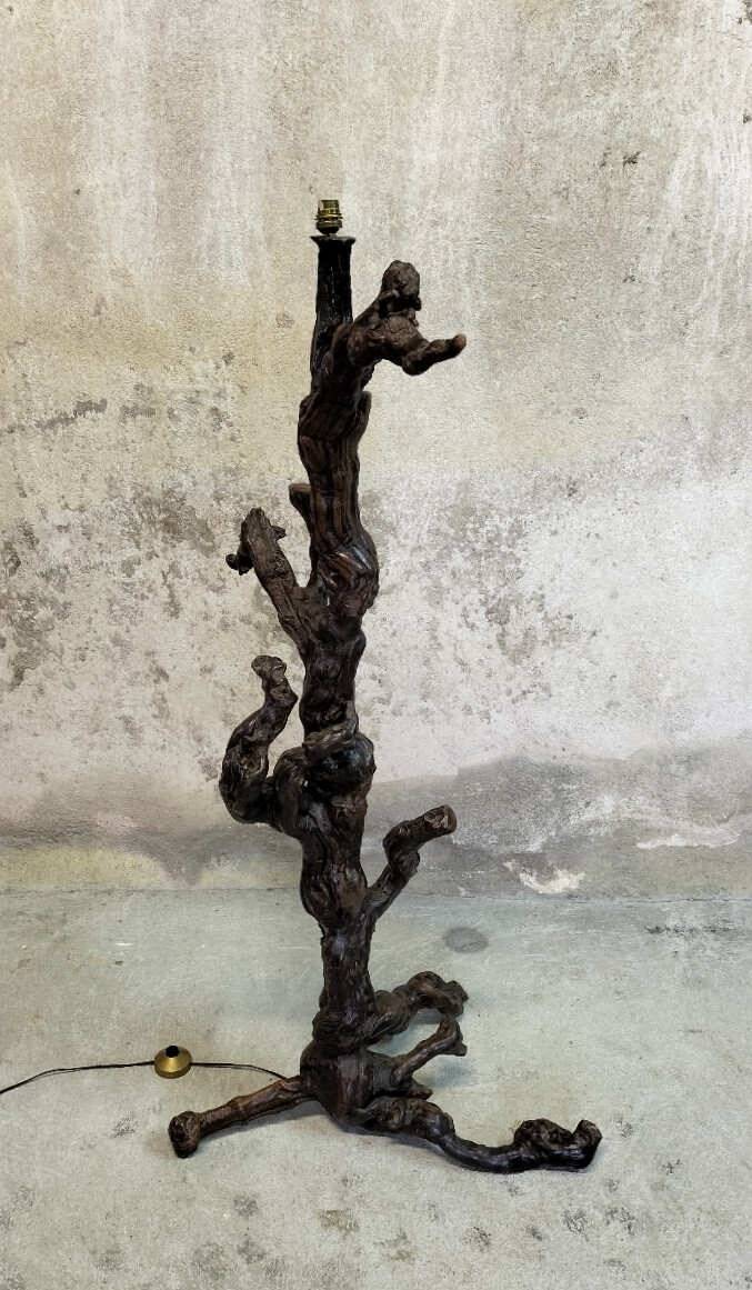 Vine wood floor lamp