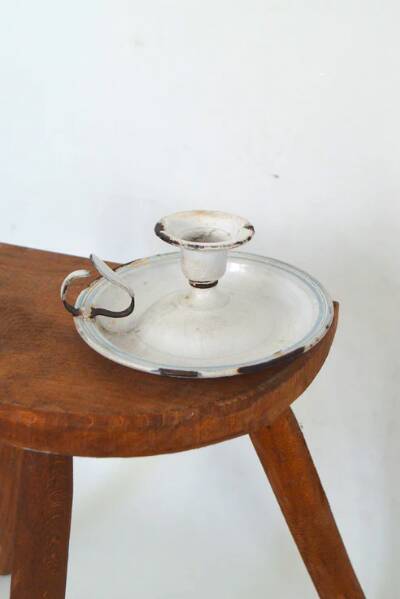 Enamelled candle holder
