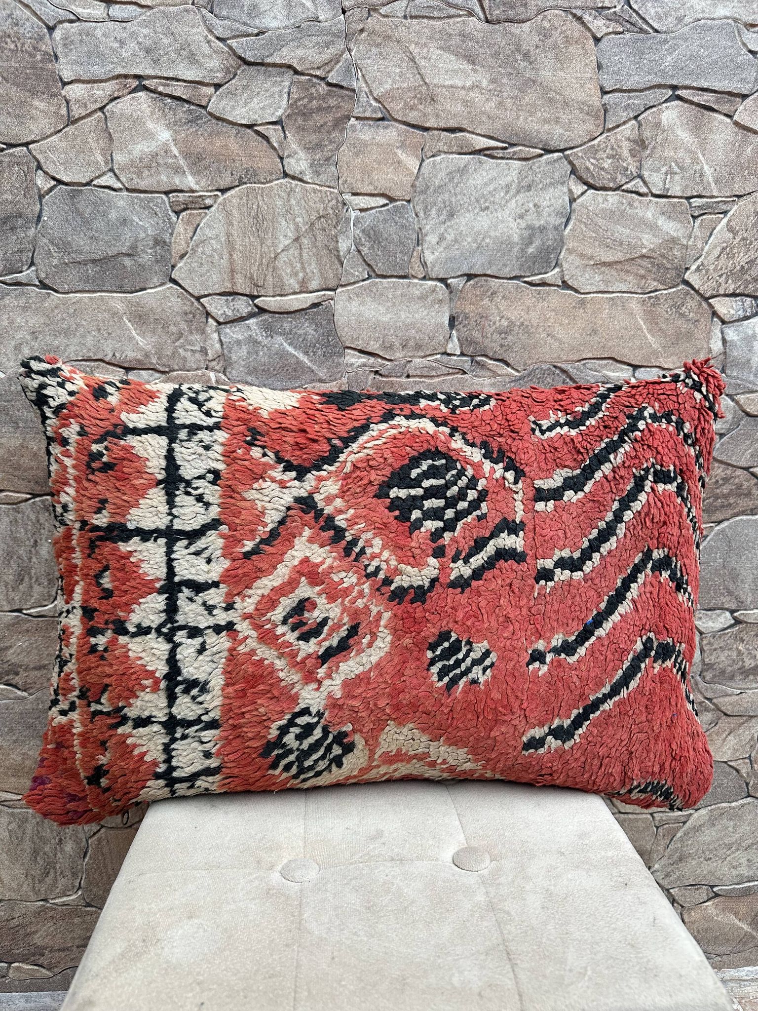 Housse de coussin Kilim berbère vintage : Coussin en laine marocaine