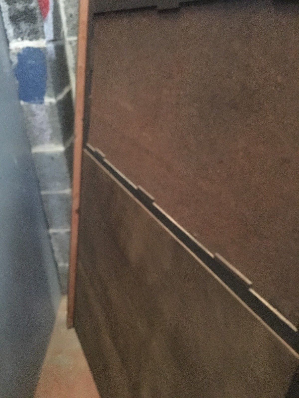 Pier in carved oak 156x130cm