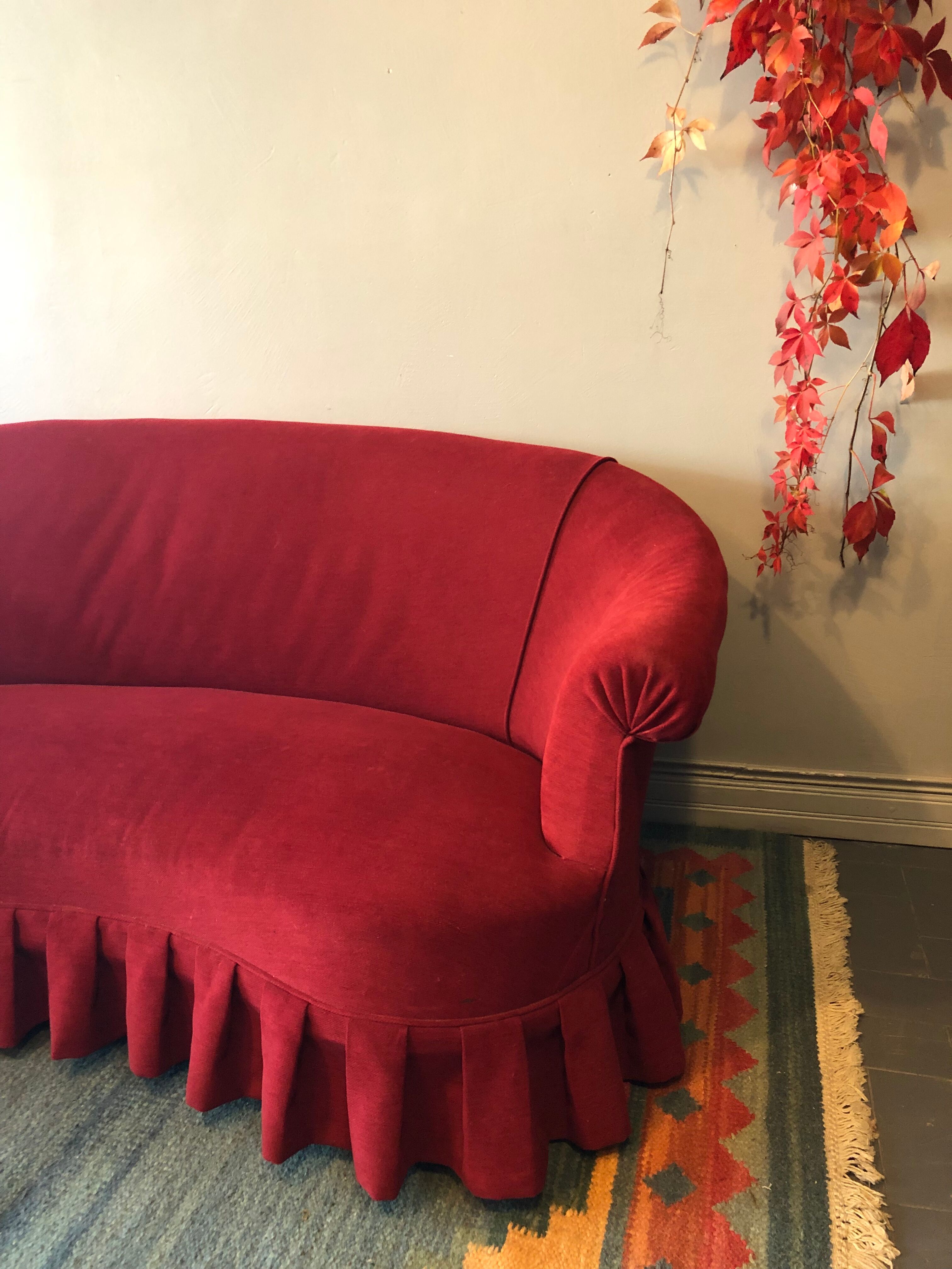 Napoleon III period toad sofa