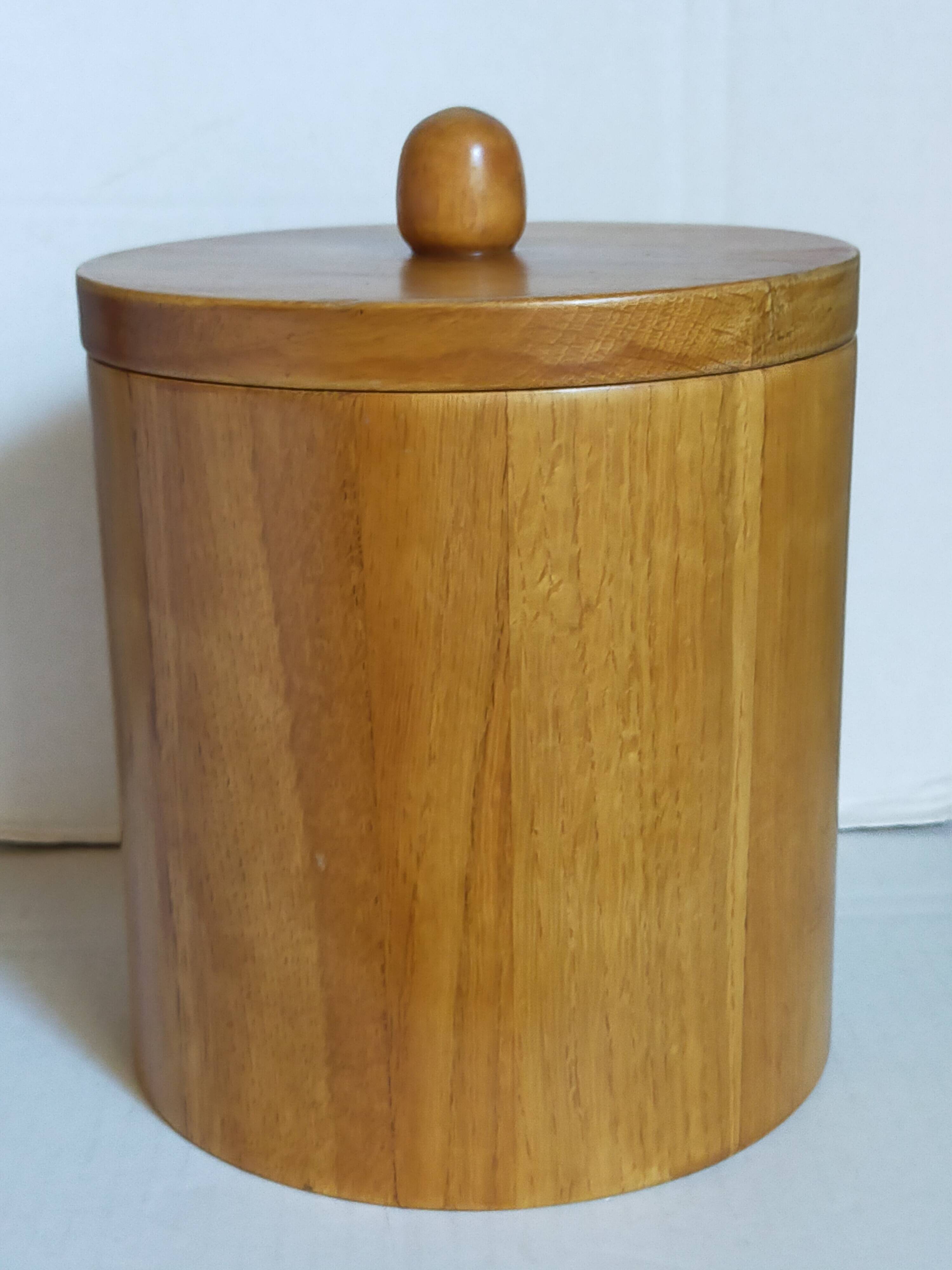 Vintage varnished solid blond wood box
