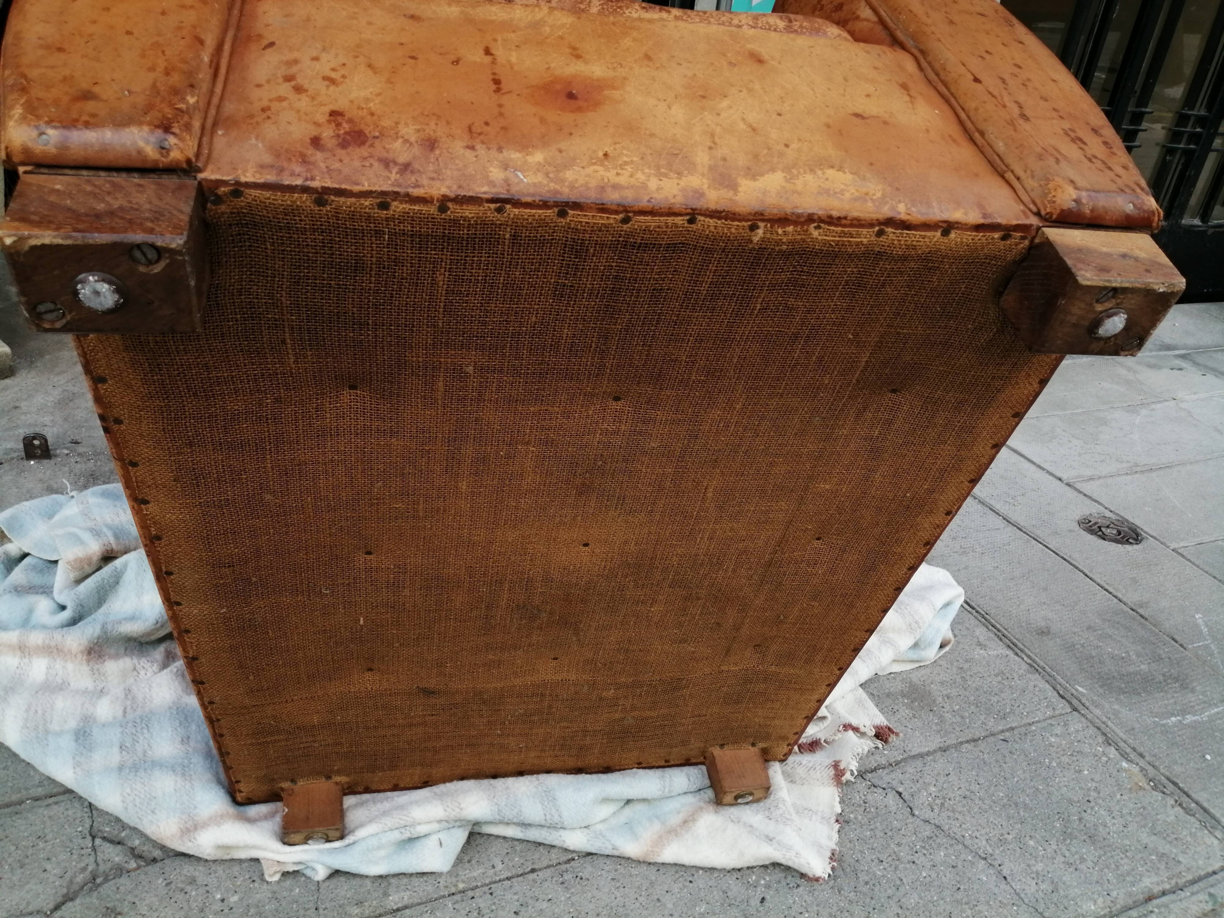 Leather club chair from the 1940s