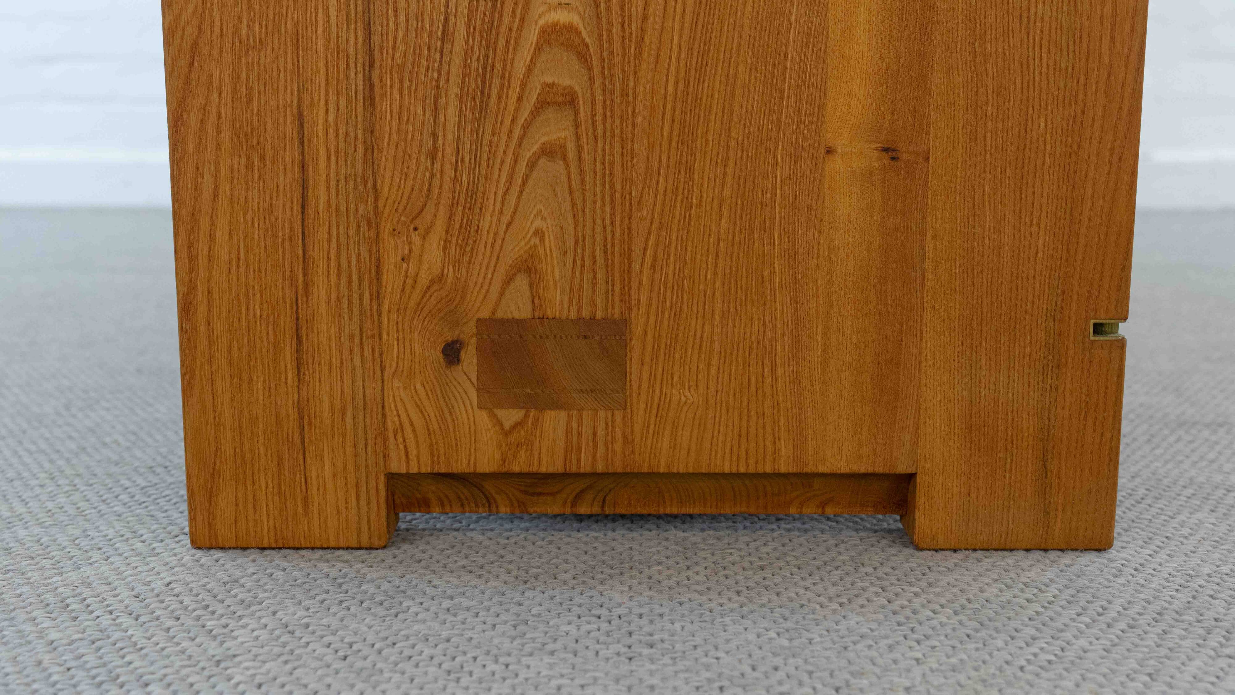 Sideboard R08 de Pierre Chapo en orme massif
